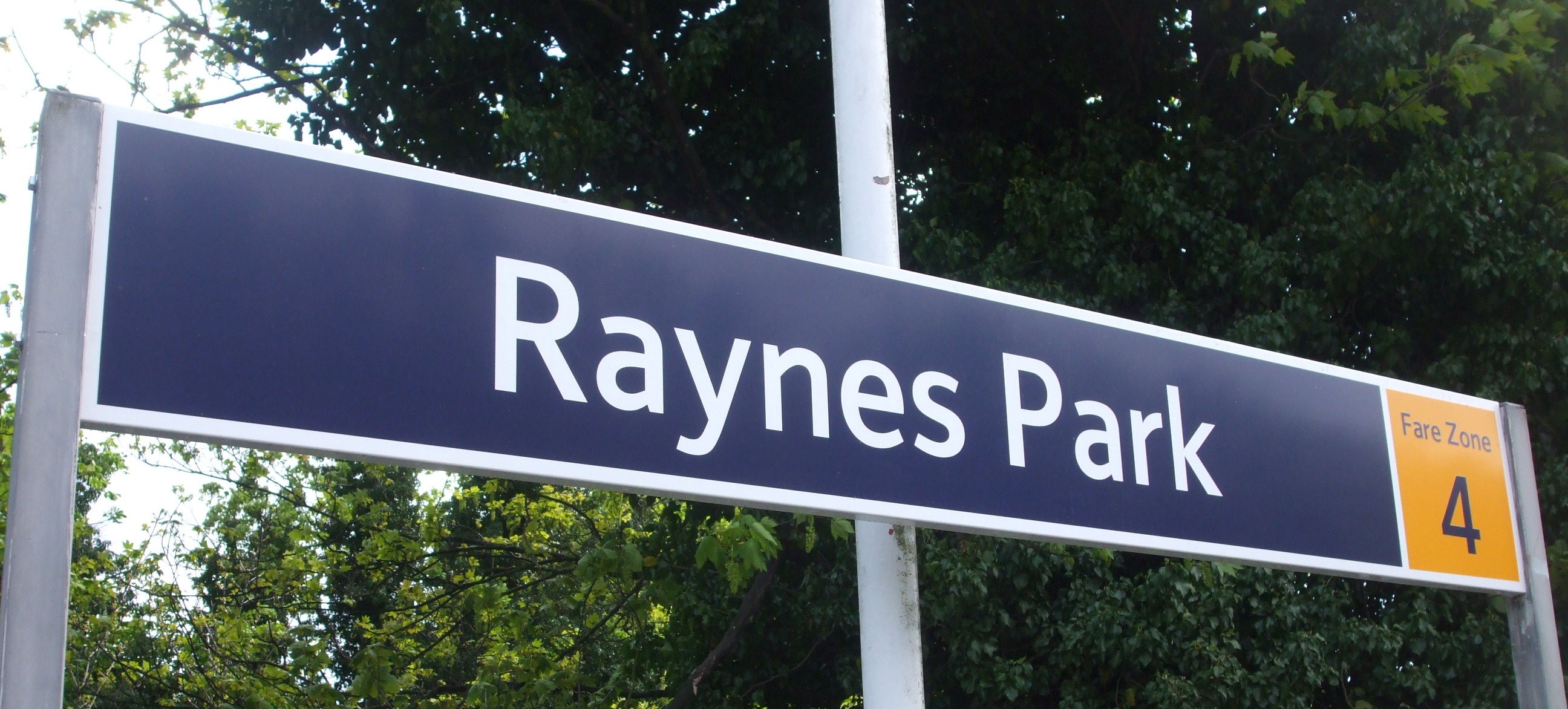Raynes Park Station